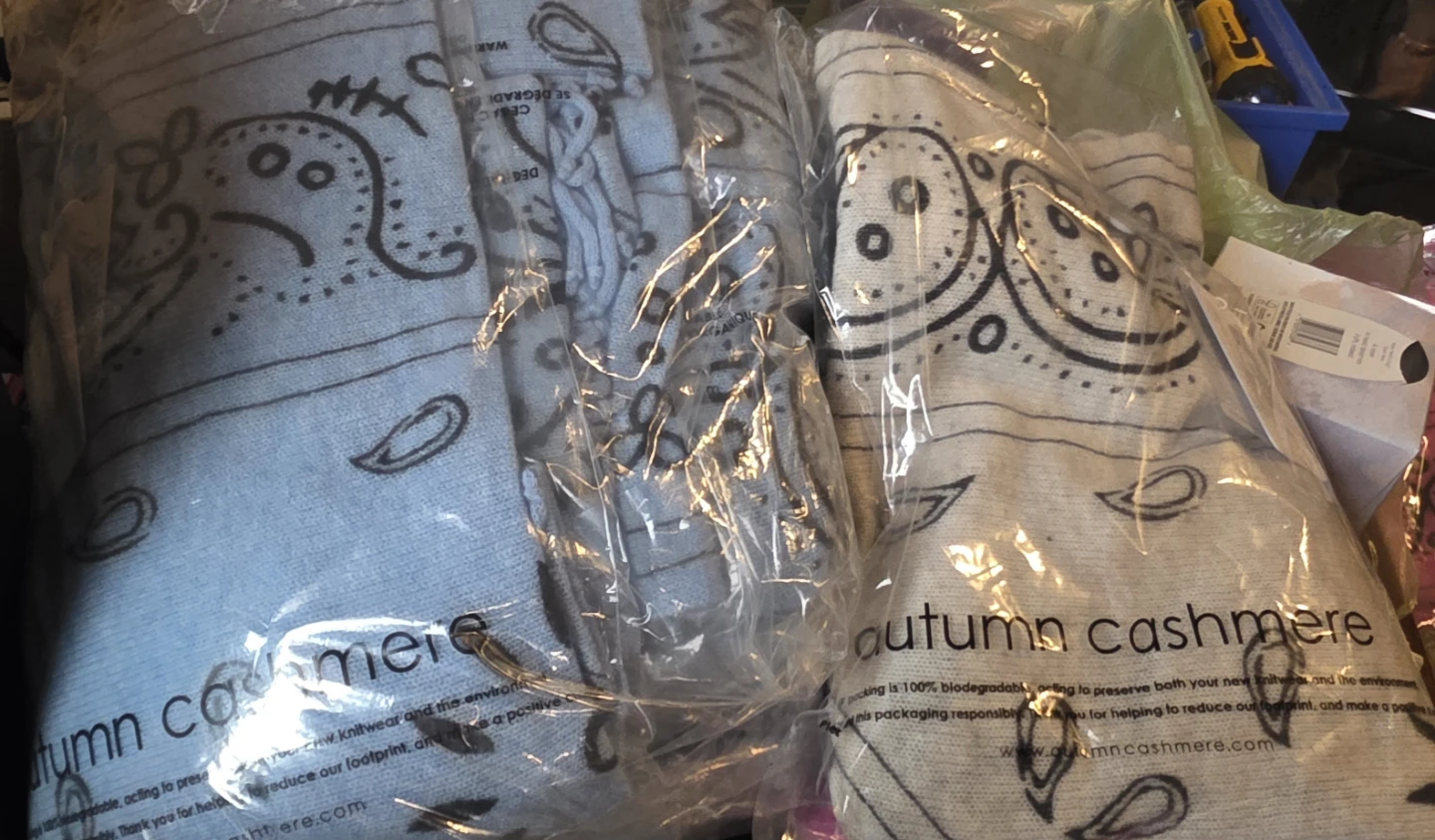 Autumn Cashmere Bandana Print Triangle Scarf - One Size - photo 3