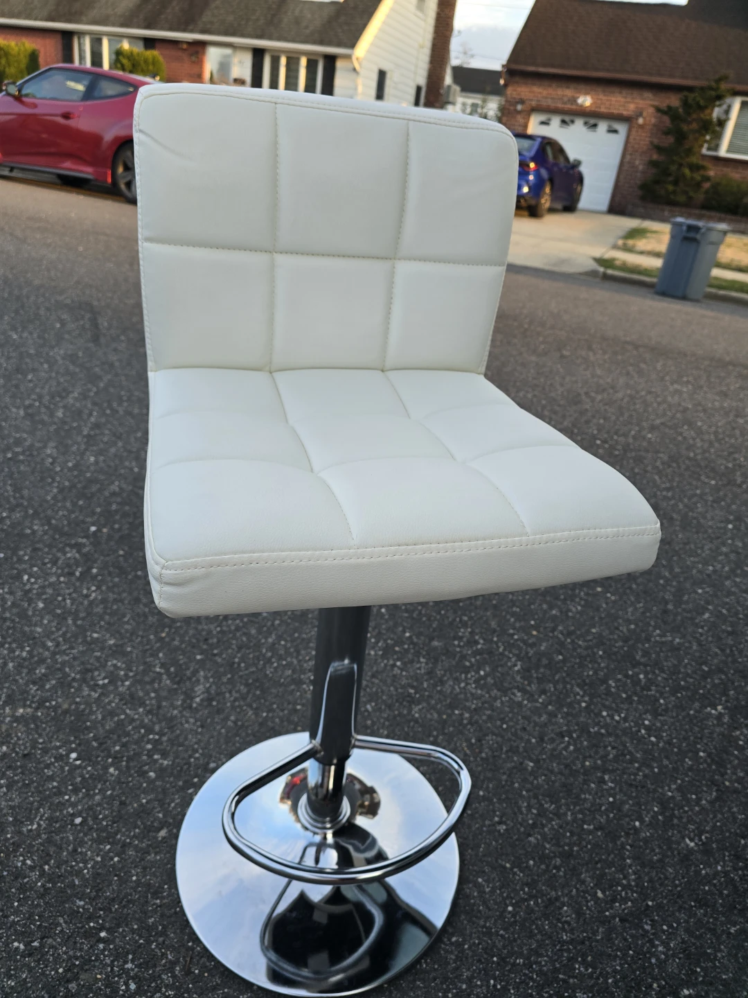 White Bar Stool with Adjustable Height
