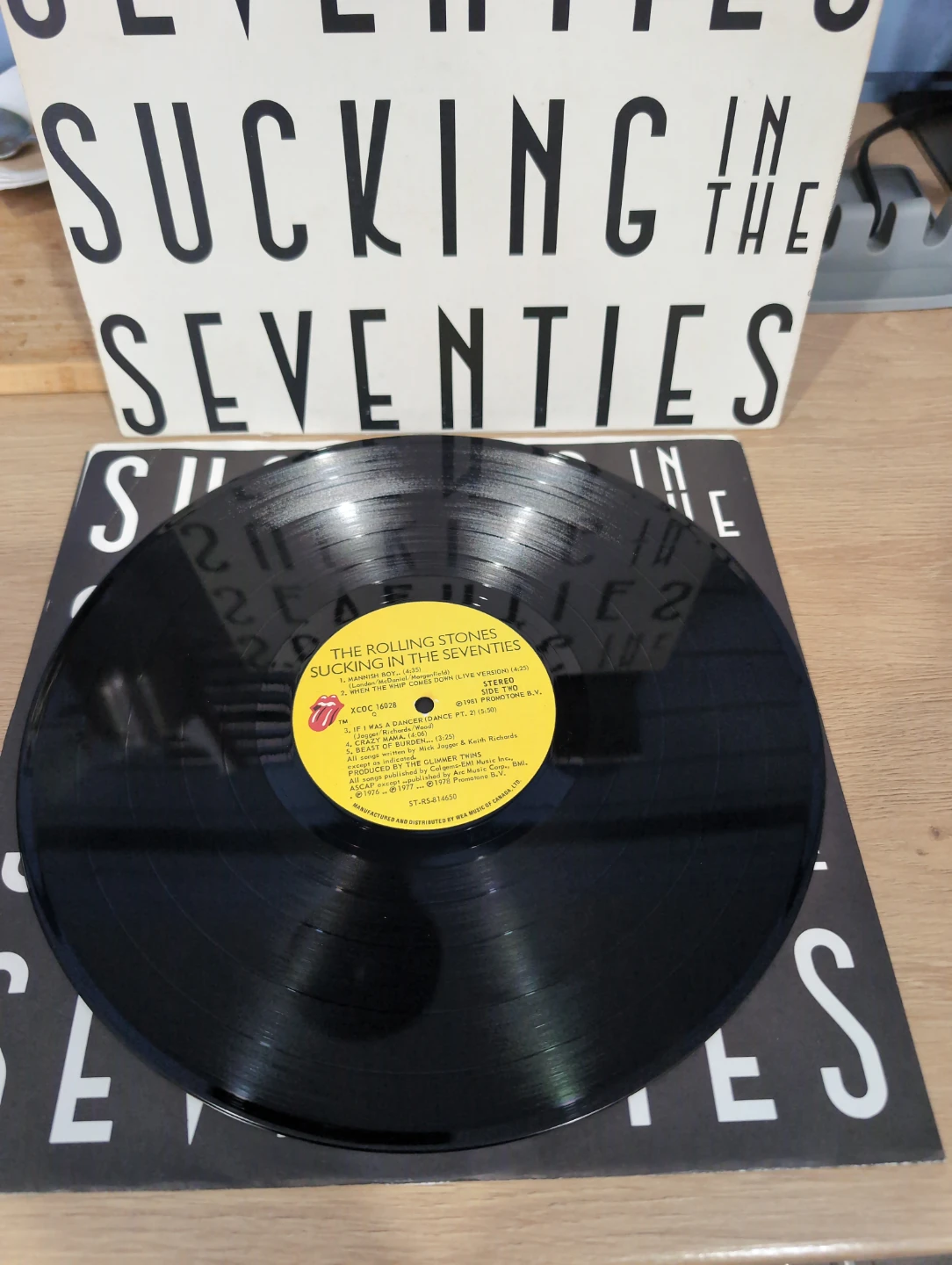 The Rolling Stones - Sucking in the Seventies Vinyl LP - photo 5