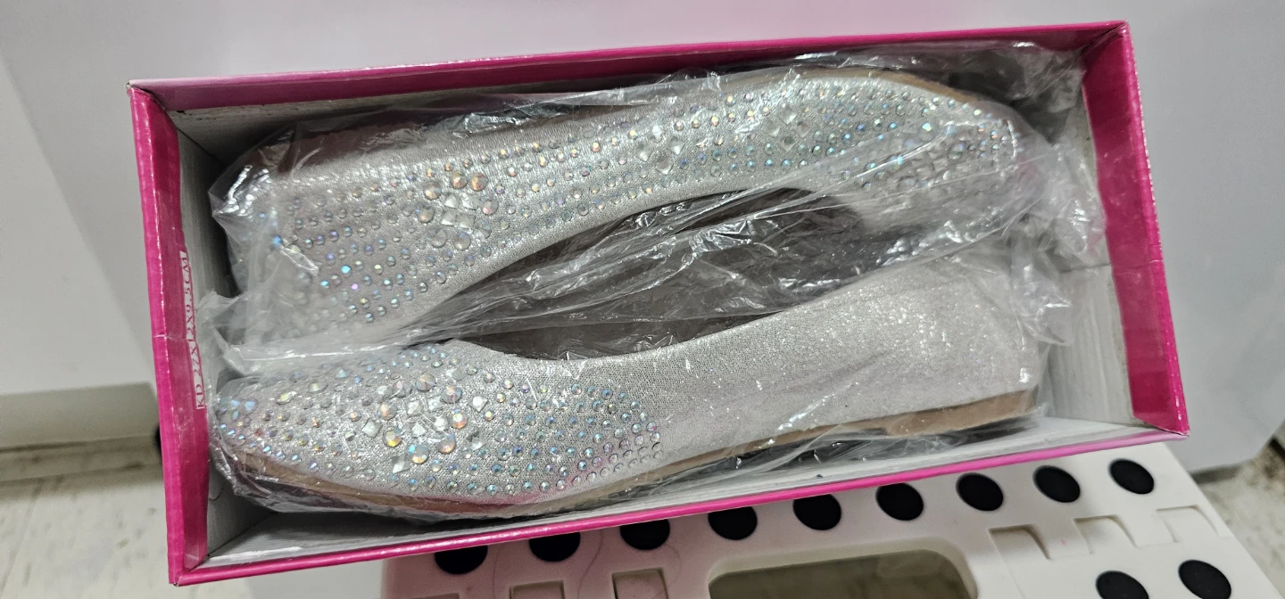 New brand Lucita Women's Silver Rhinestone Ballet Flats - photo 4