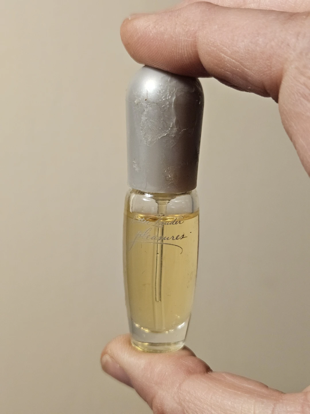 Estee Lauder Pleasures Eau de Parfum Mini Spray