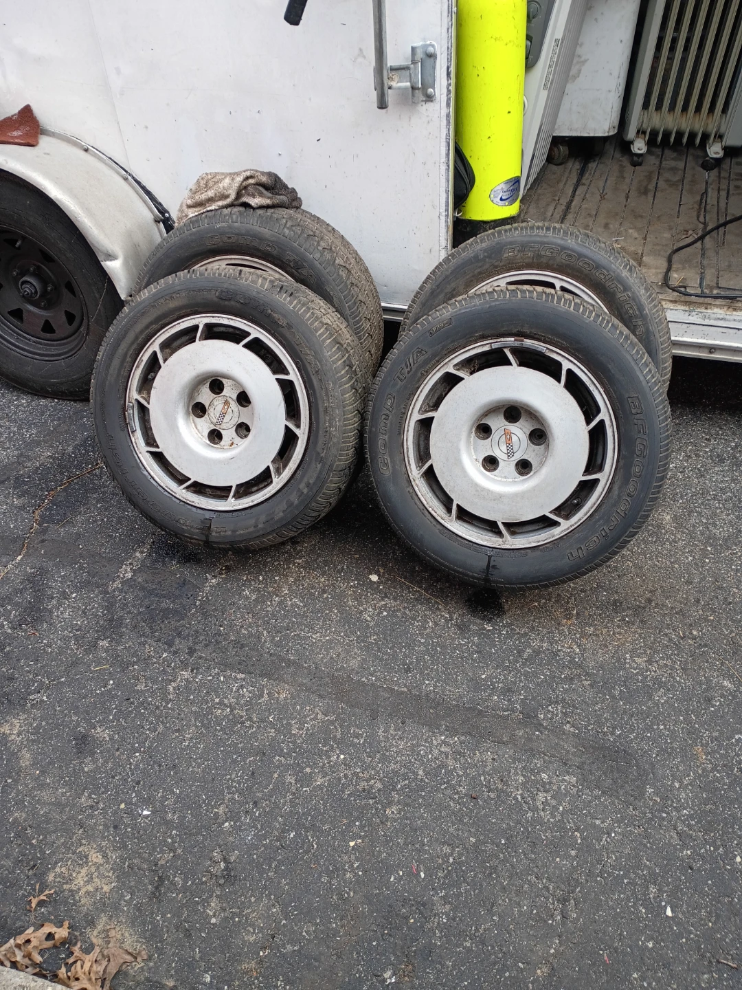 Set of 4 BFGoodrich Comp T/A Tires with Corvette Wheels - photo 2