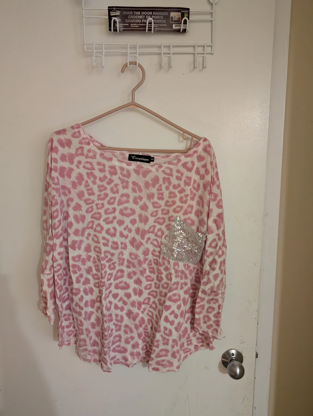 Creation Pink Leopard Print Sweater with Sequined Pocket