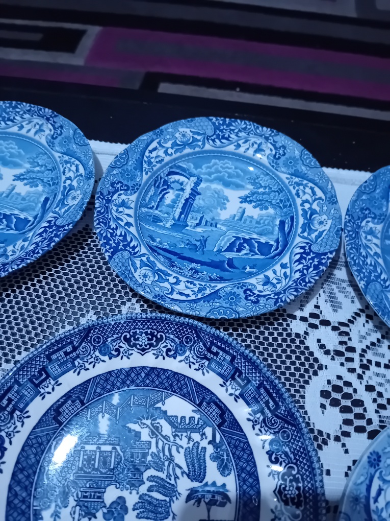 Spode Italian Blue and White Serving Dish and Plates - photo 4