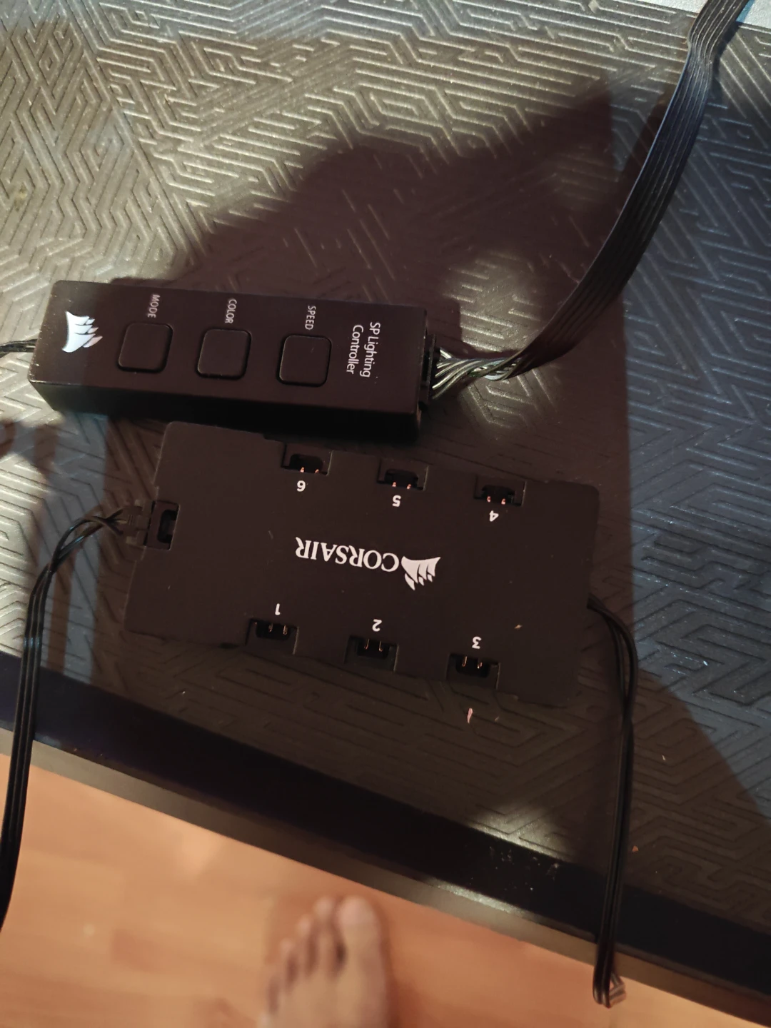 Corsair SP Lighting Controller and Fan Hub