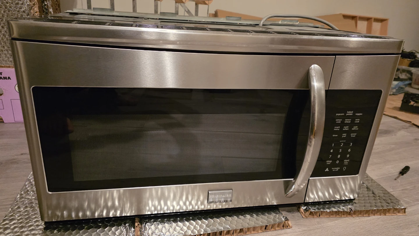 Frigidaire Microwave Oven