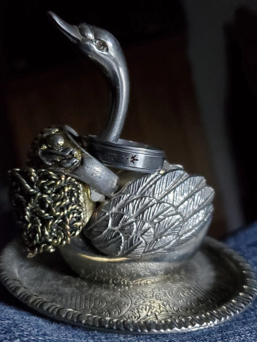 Silver Swan Ring Holder