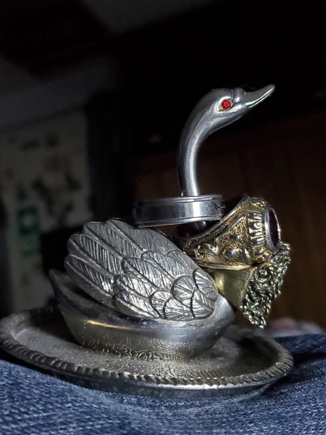 Silver Swan Ring Holder - photo 2