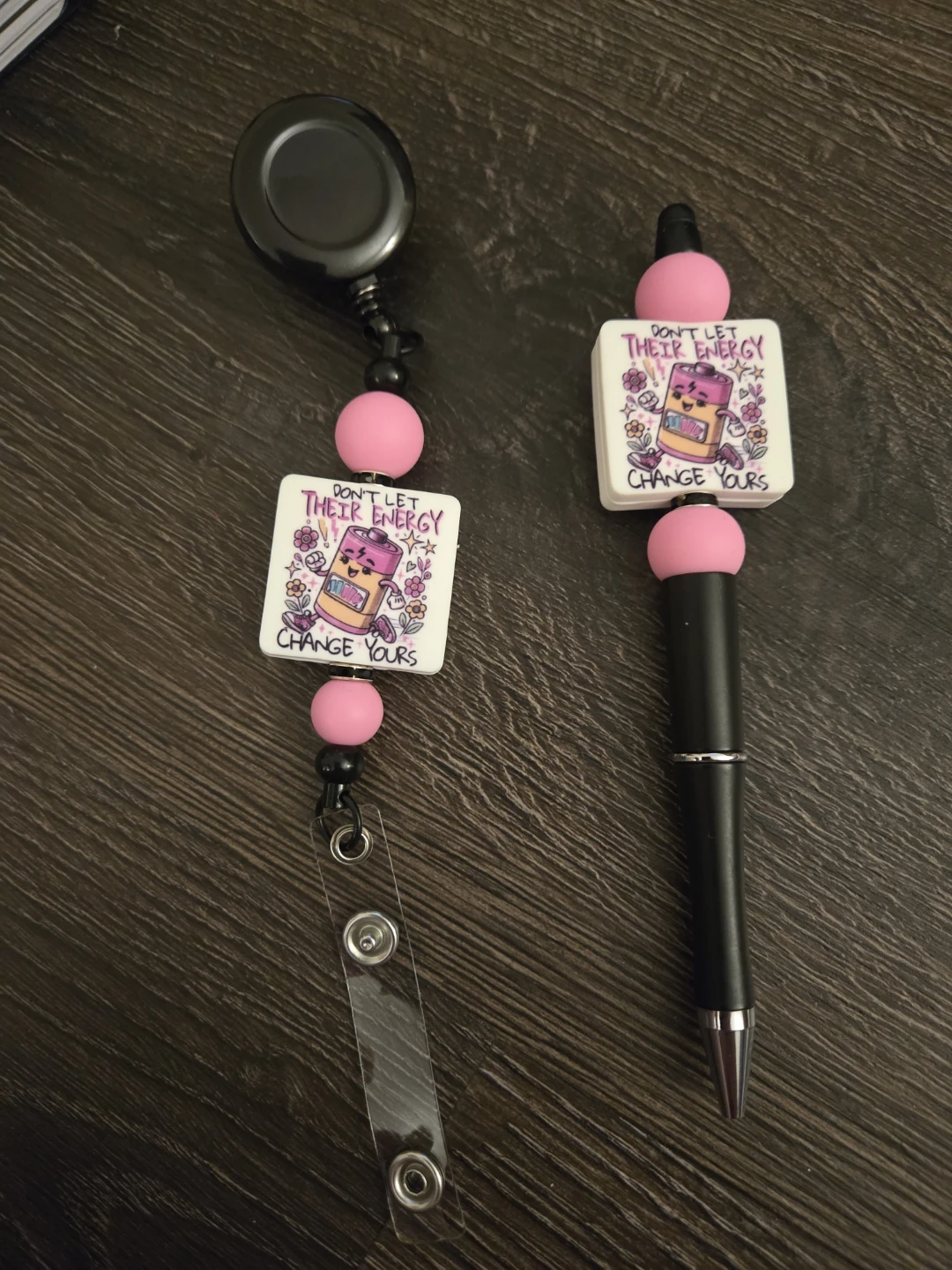 Badge Reel and Pen set