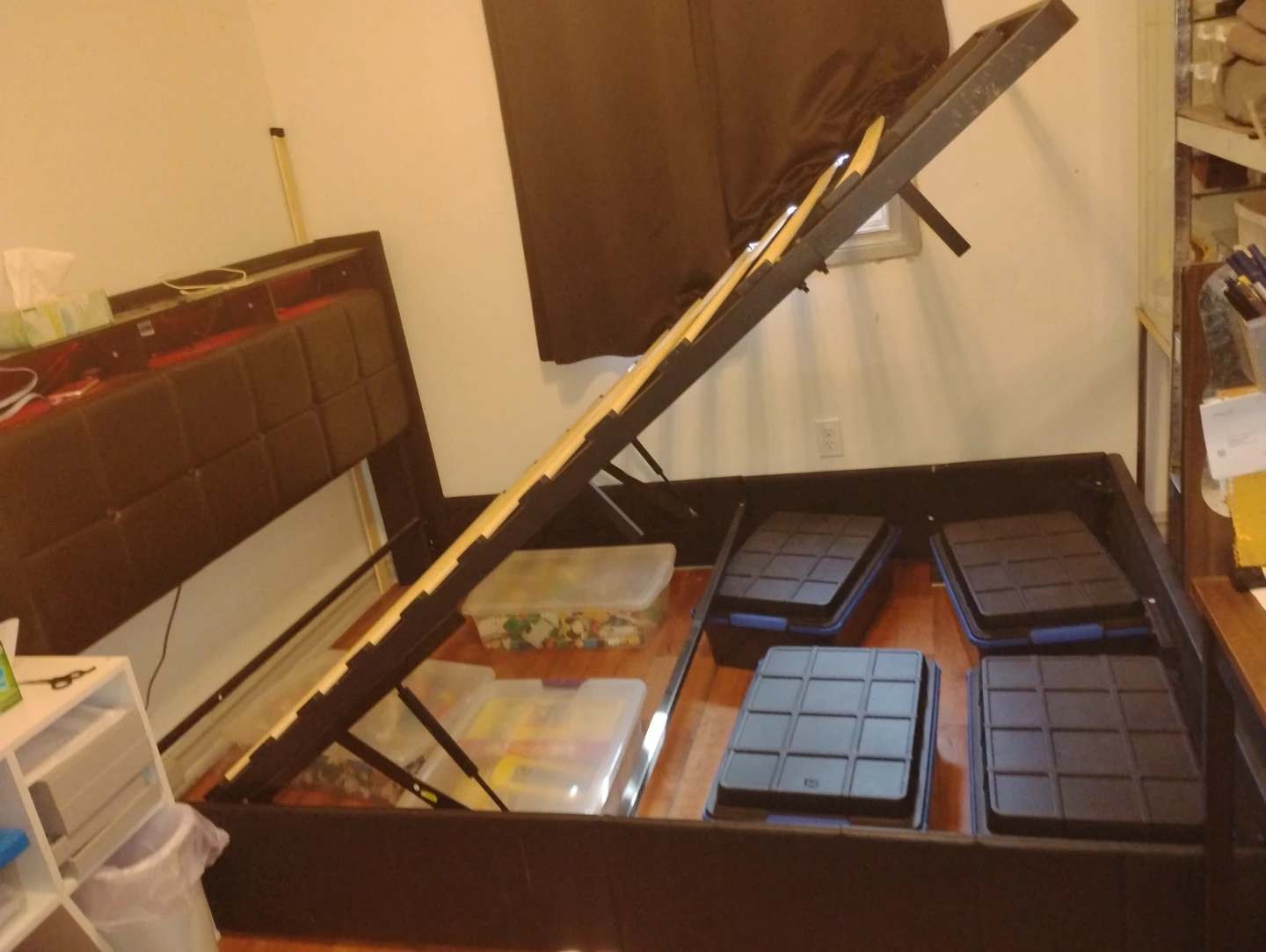 Queen bed - photo 2