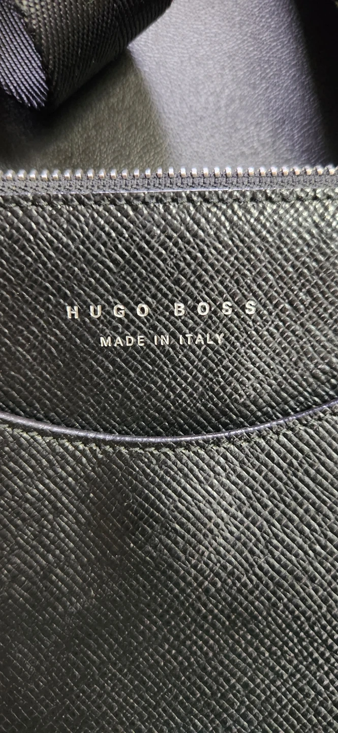 Hugo Boss Black Leather Crossbody Bag Made in Italy - photo 2