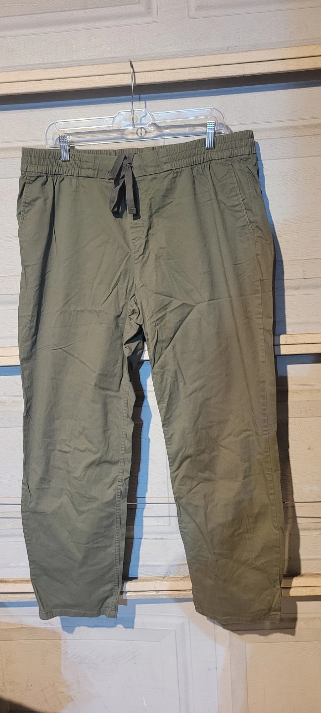 Old Navy Green Cargo Pants Size 14