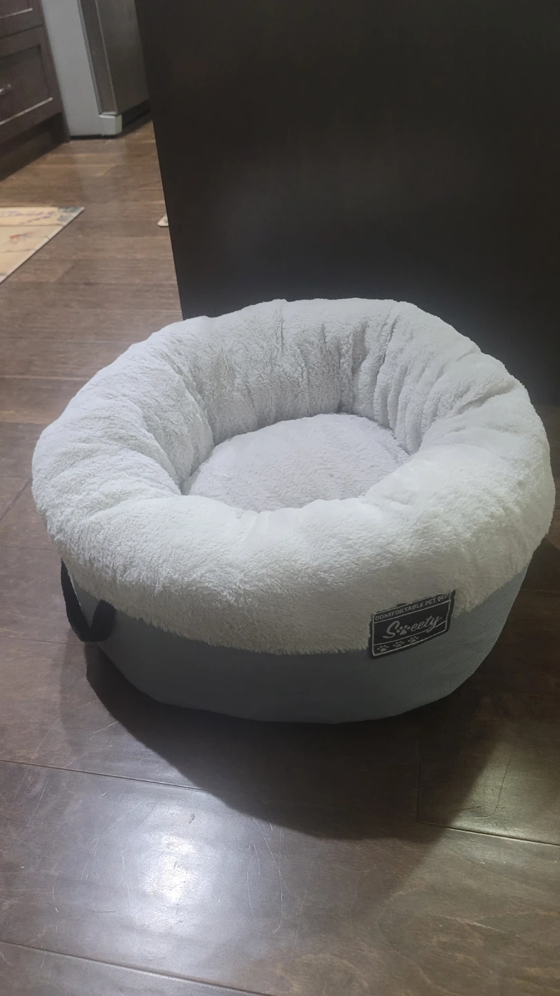 Sweety Comfortable Pet Bed (new never used)