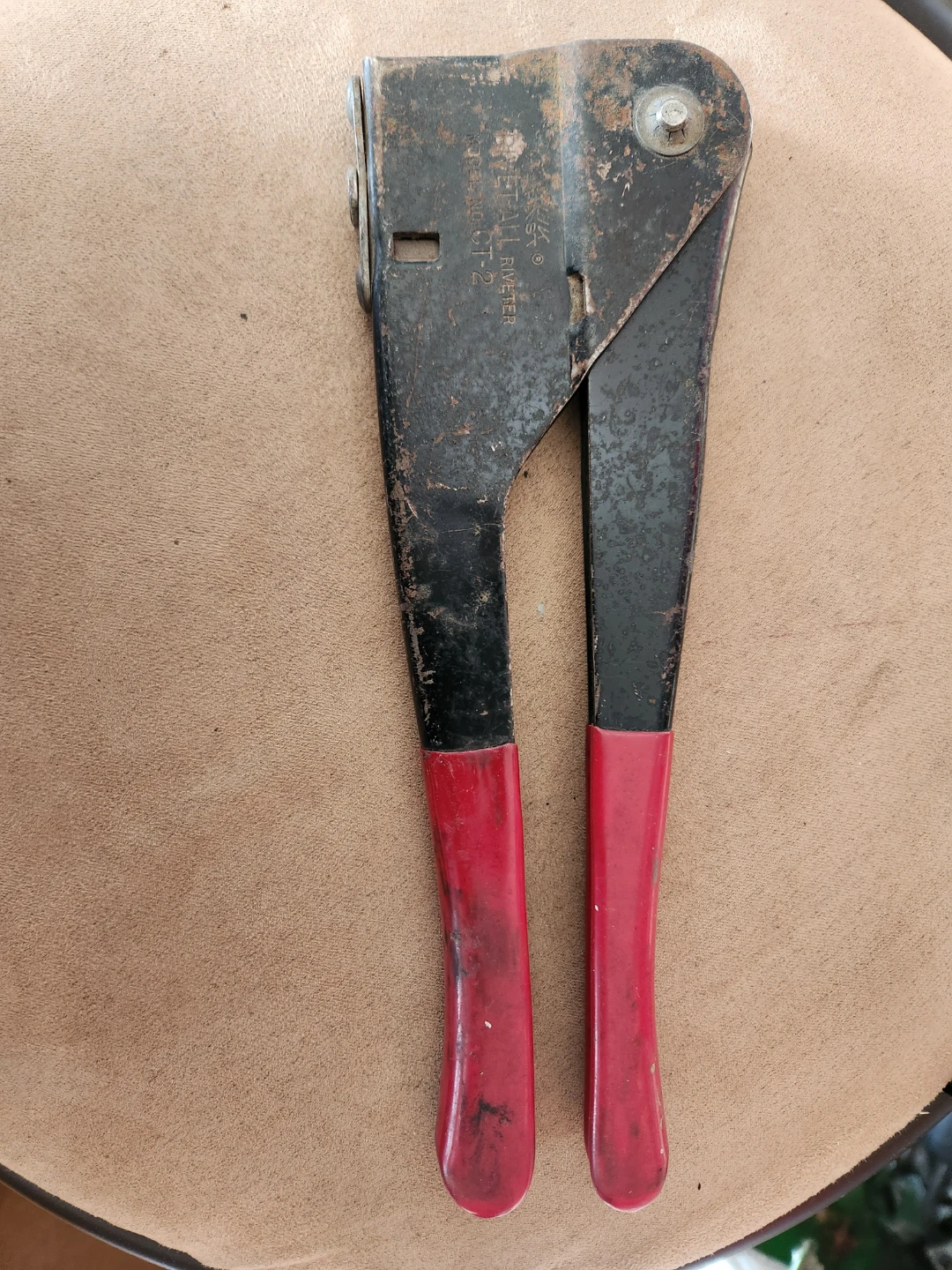 Riveter Tool