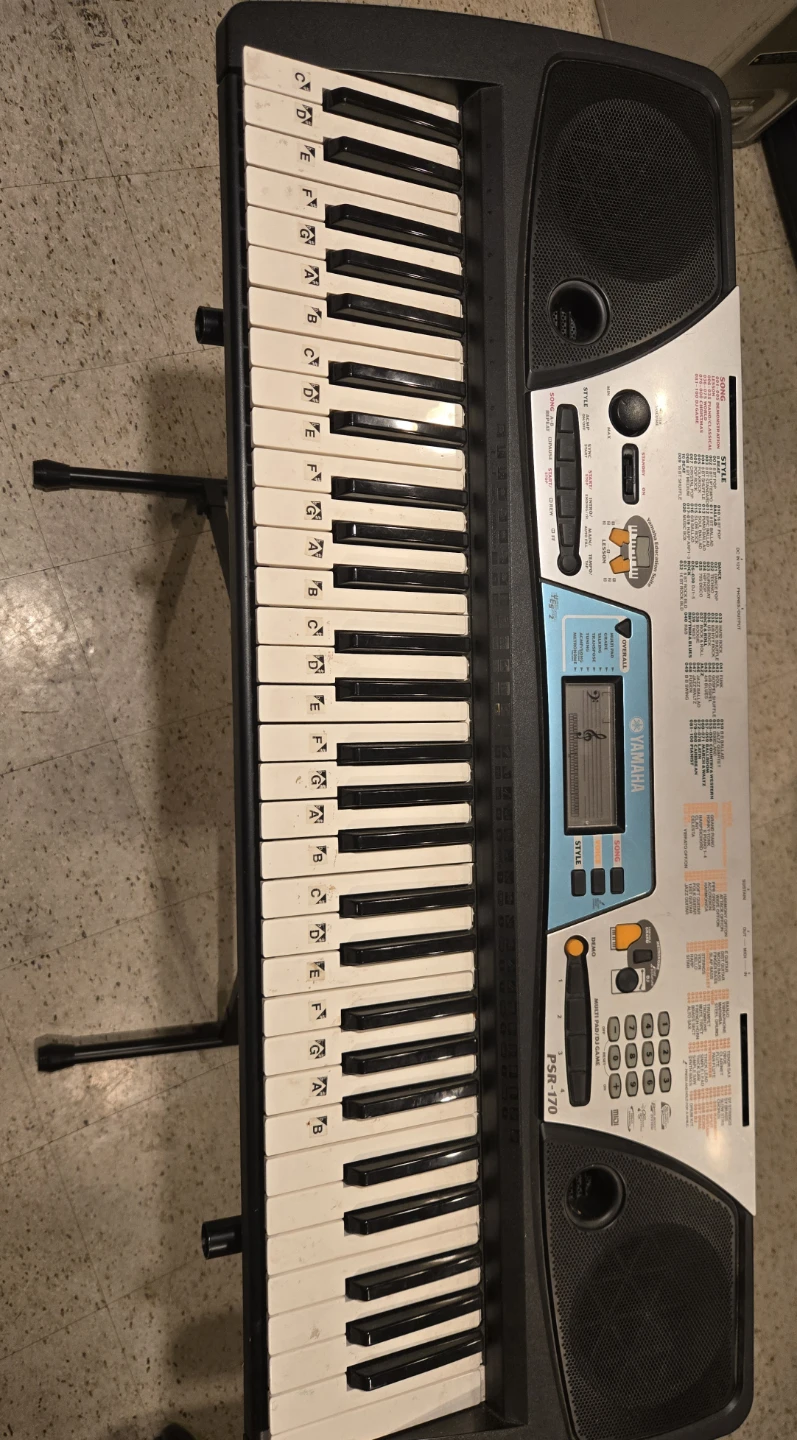 Yamaha PSR-170 Portable Keyboard