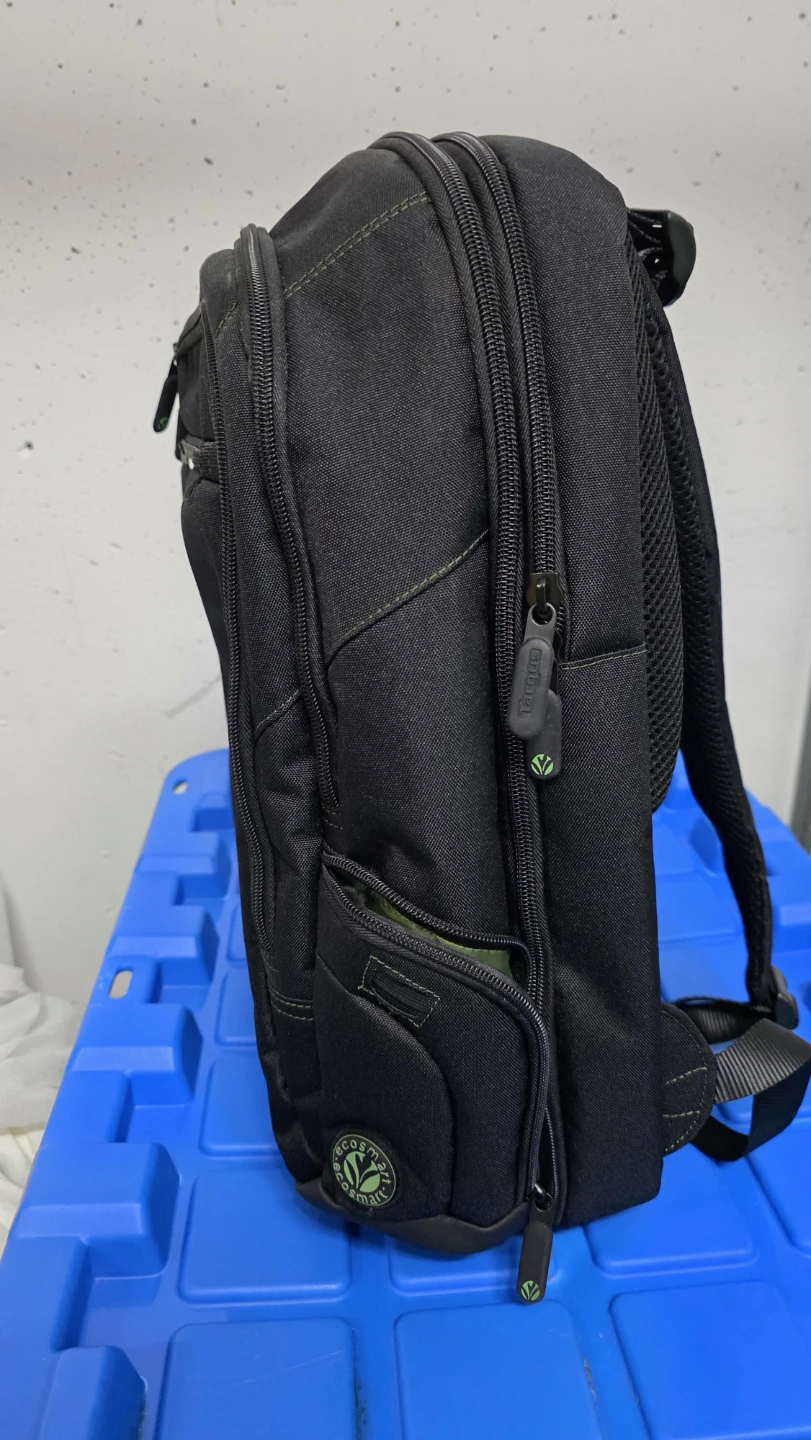 MOVING SALE- 🎒 Targus EcoSmart Laptop Backpack - photo 2