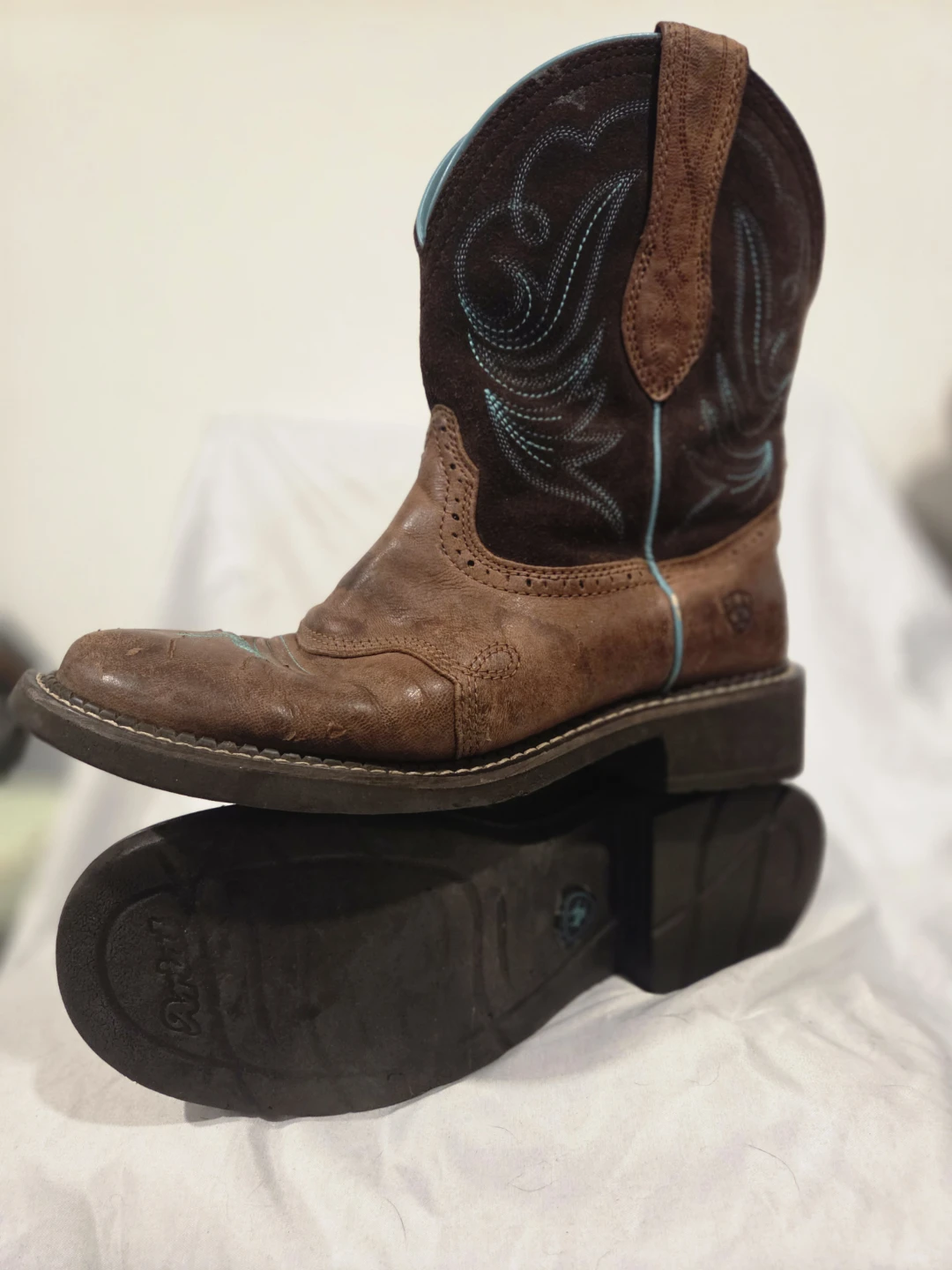 Ariat Cowboy Boots Brown Suede Turquoise Stitching Size 11 - photo 2