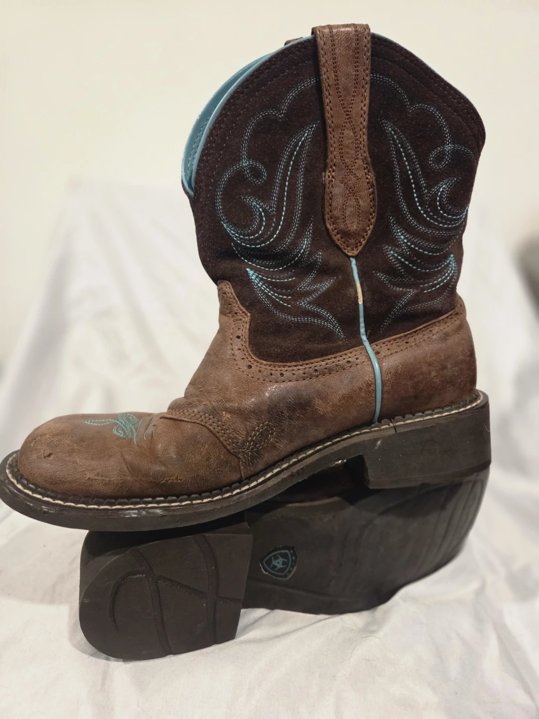 Ariat Cowboy Boots Brown Suede Turquoise Stitching Size 11 - photo 4