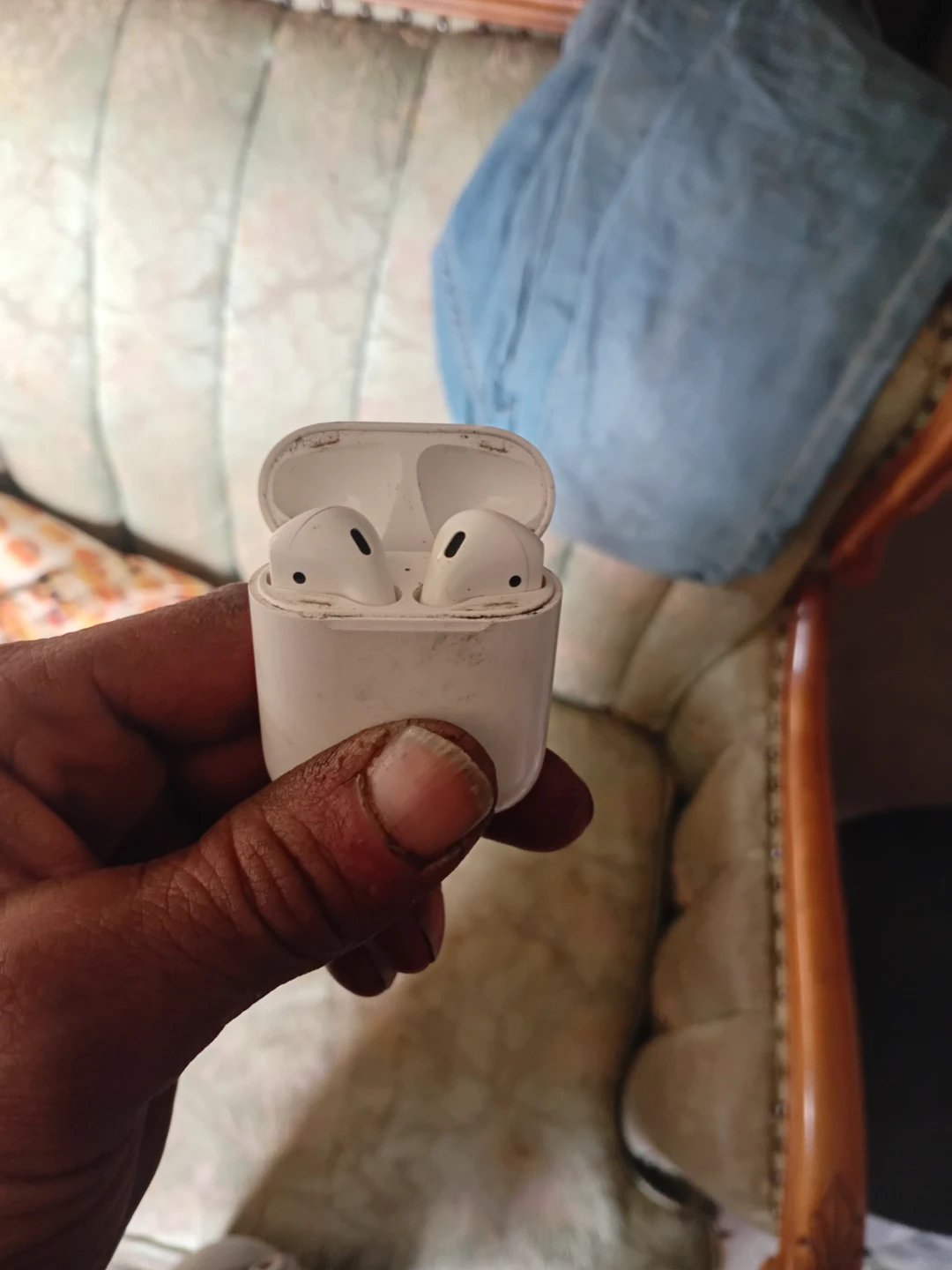 Apple ear buds 2nd generstion - photo 2