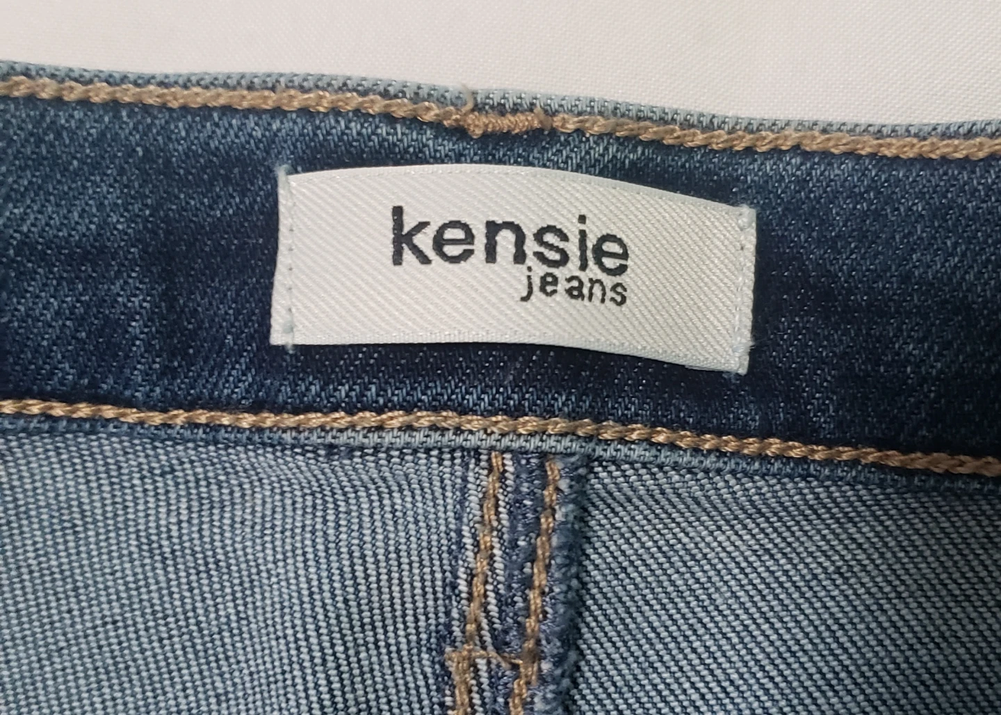 Brand new Kensie Jeans Mid Rise Size  6 - photo 3