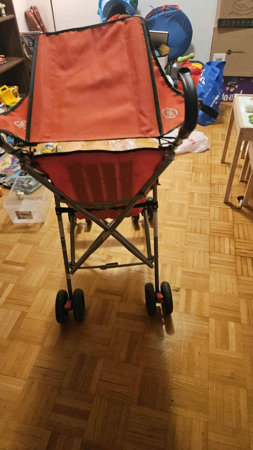 Lightweight travel Stroller with sun protector - photo 2