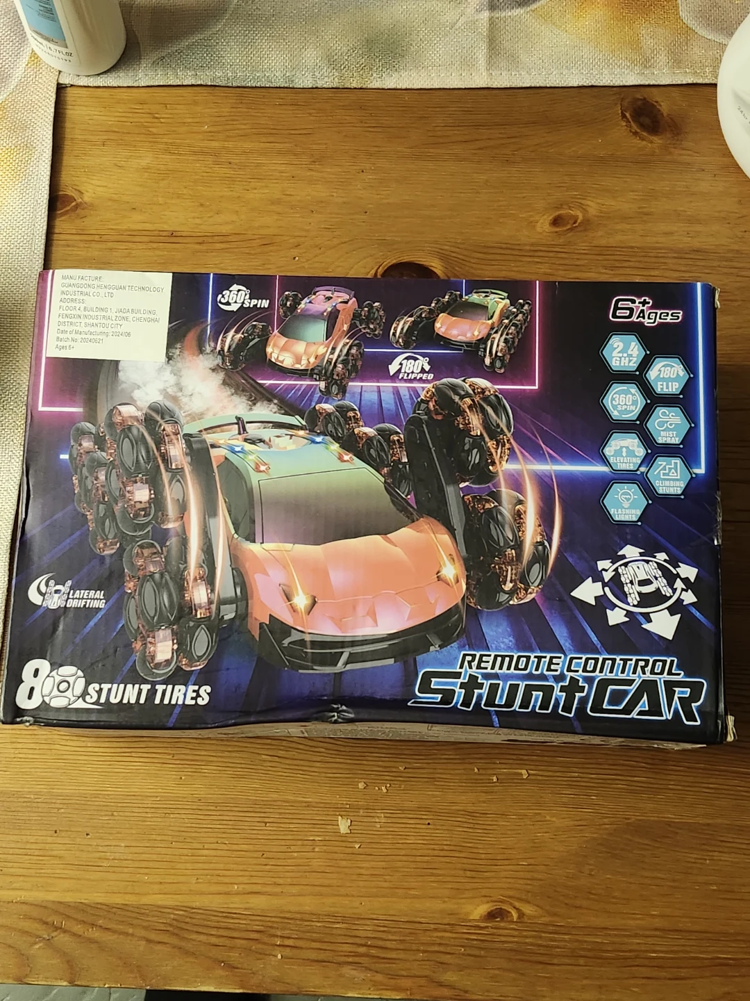 Remote Control Stunt Car with 8x8 Stunt Tires