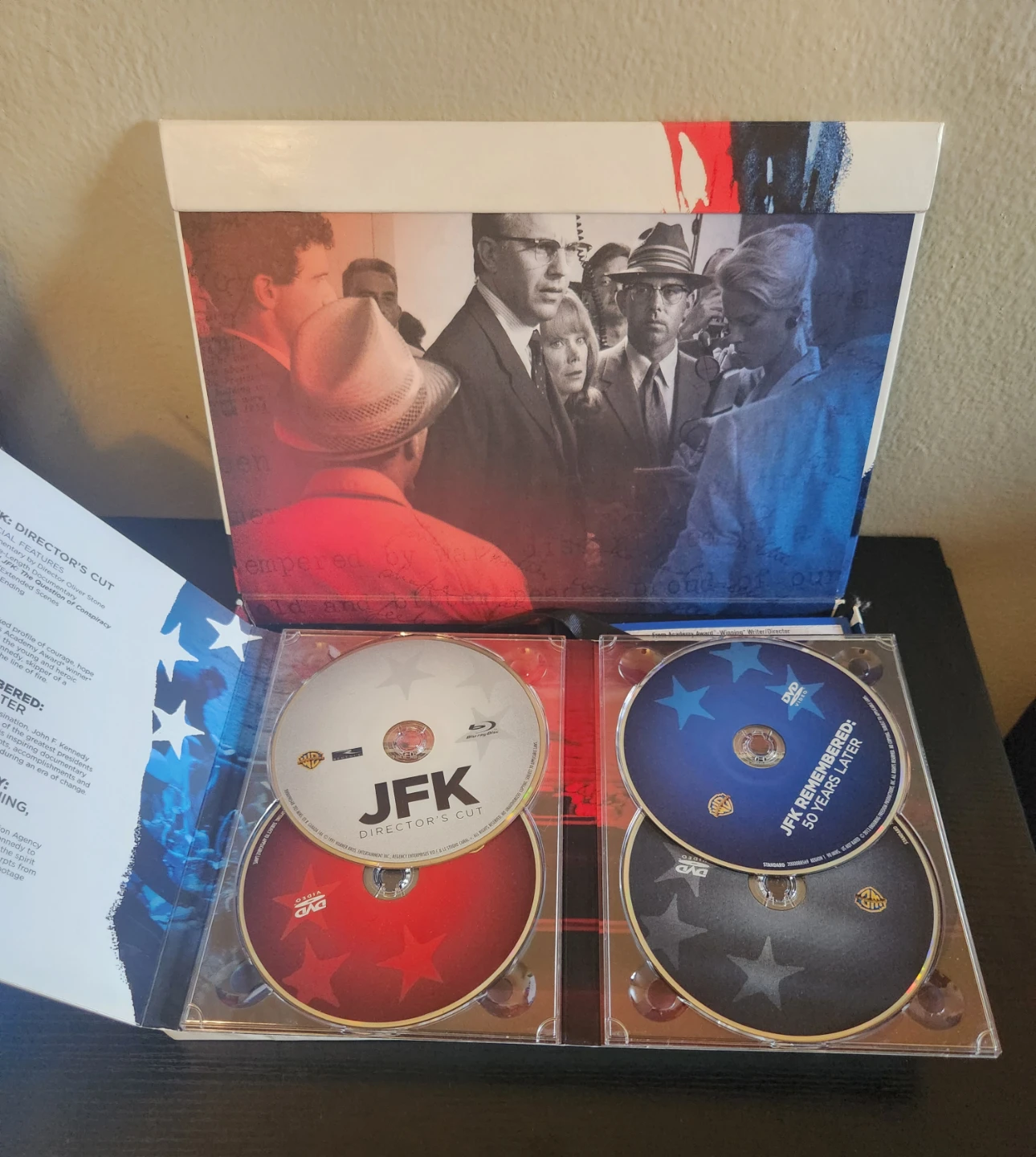Oliver Stone's JFK Limited Edition Blu-ray Set - photo 3