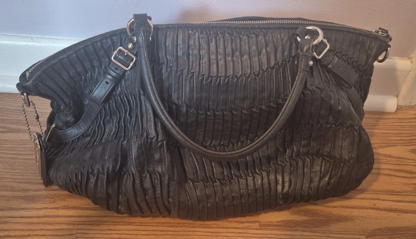Vintage Coach Madison Satchel – Silver Hardware - photo 4