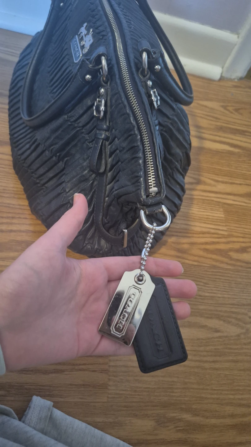 Vintage Coach Madison Satchel – Silver Hardware - photo 5