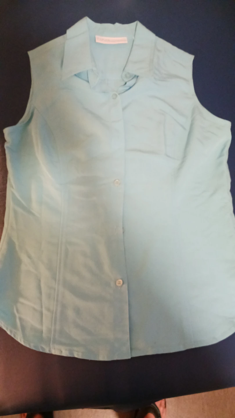 First Issue Sleeveless Shirt