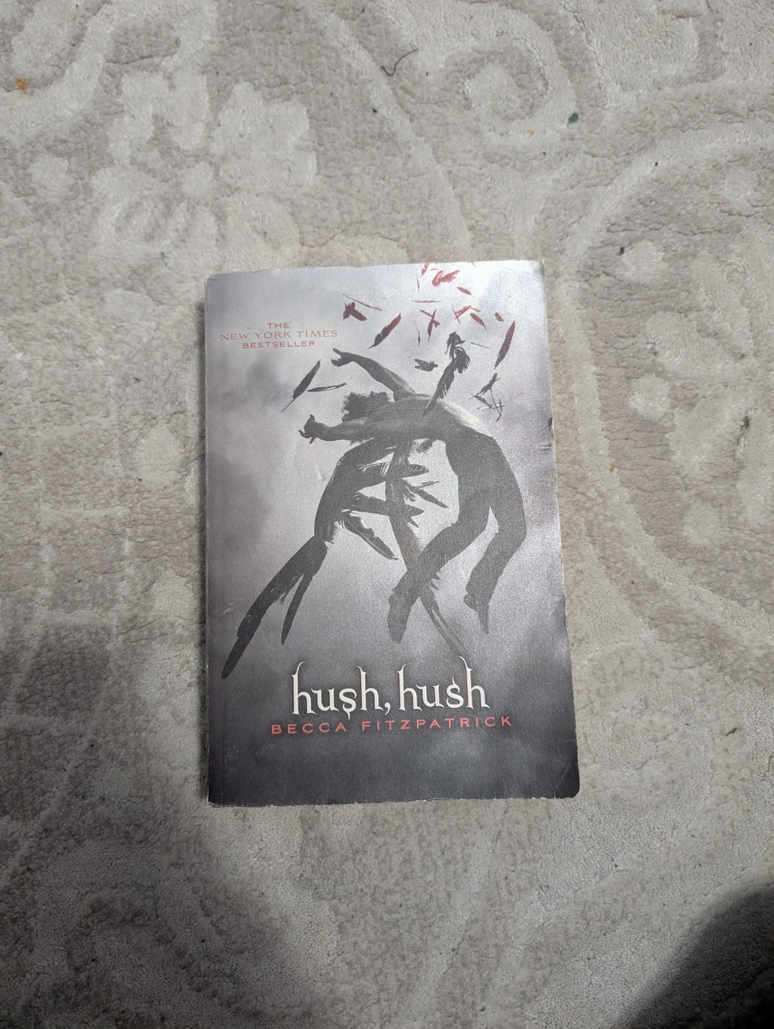 Hush, Hush by Becca Fitzpatrick - New York Times Bestseller