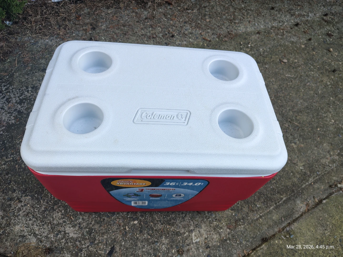 Coleman 36 qt Carry Cooler with Cup Holders - photo 3