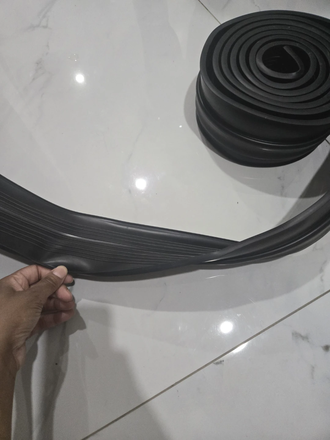 16Ft Threshold Strip with Adhesive - photo 3