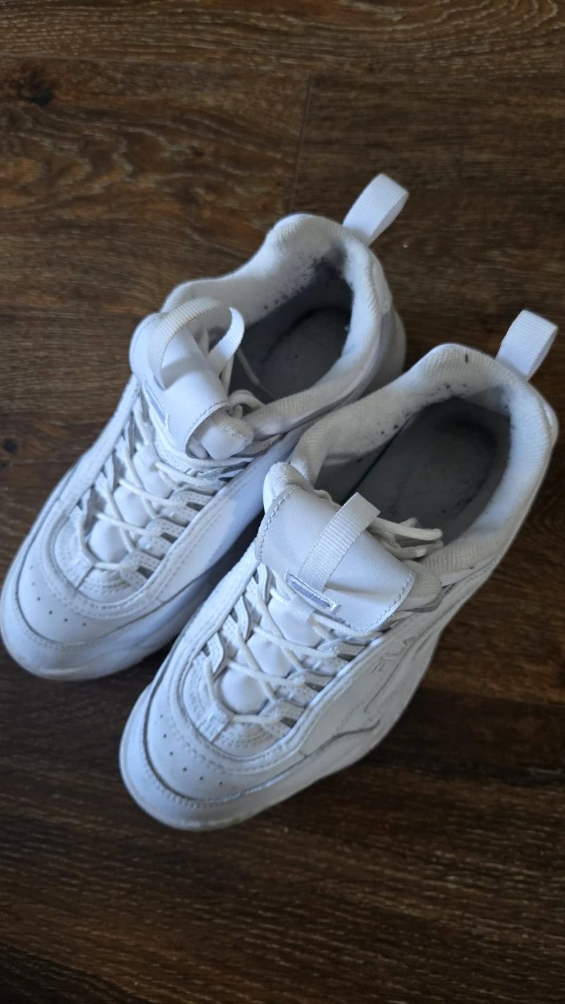 White Fila Disruptor II Sneakers - Size 8 US / 39 EUR