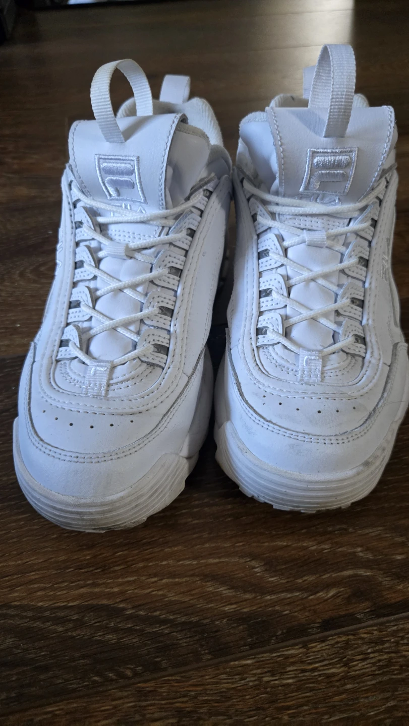 White Fila Disruptor II Sneakers - Size 8 US / 39 EUR - photo 2