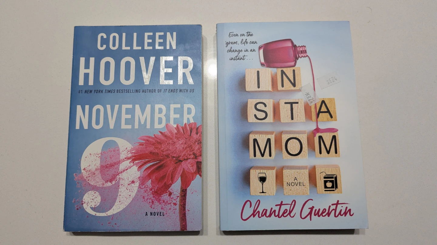 Romance novels 🧡