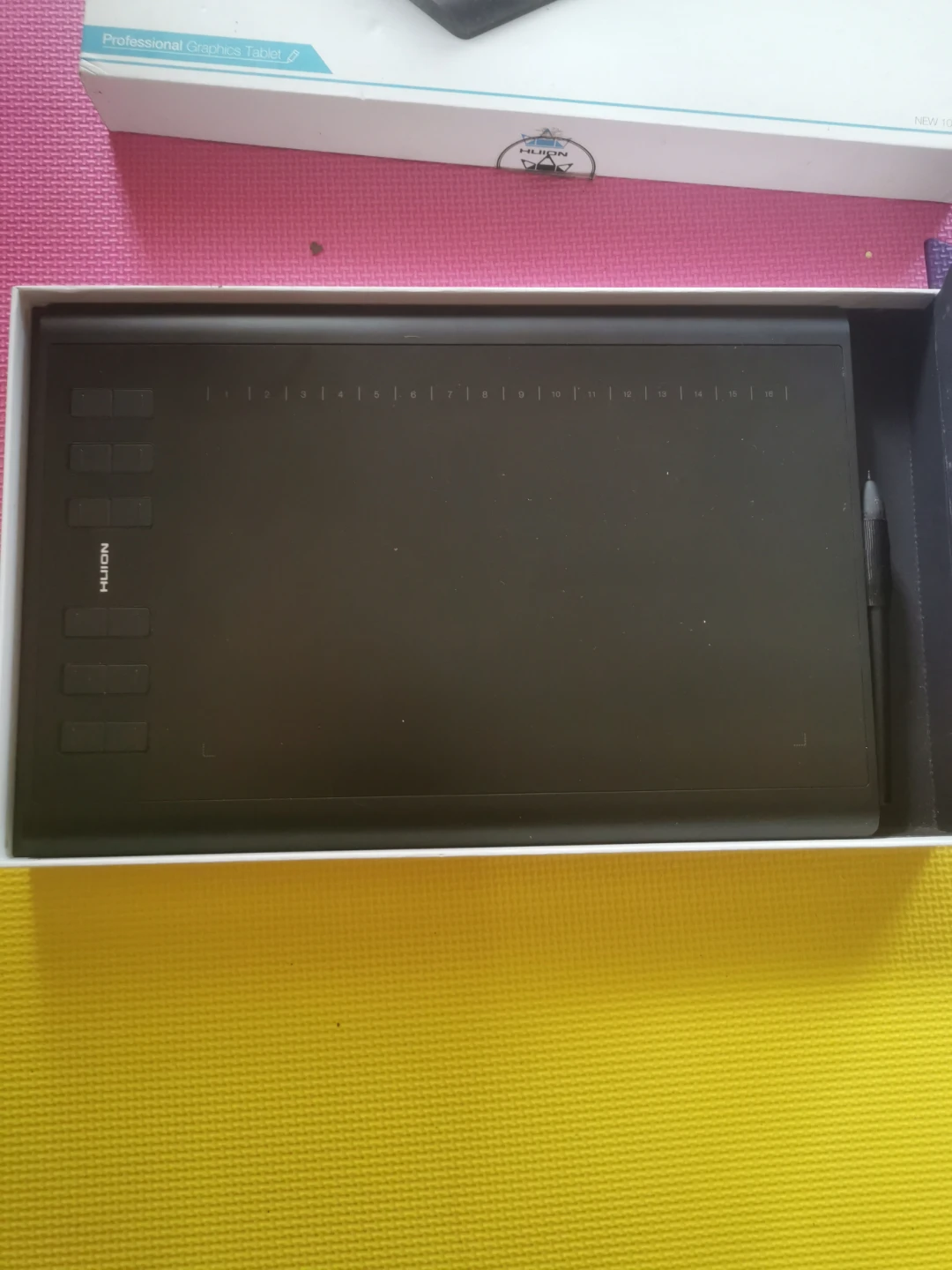 Huion Professional Graphics Tablet - photo 2