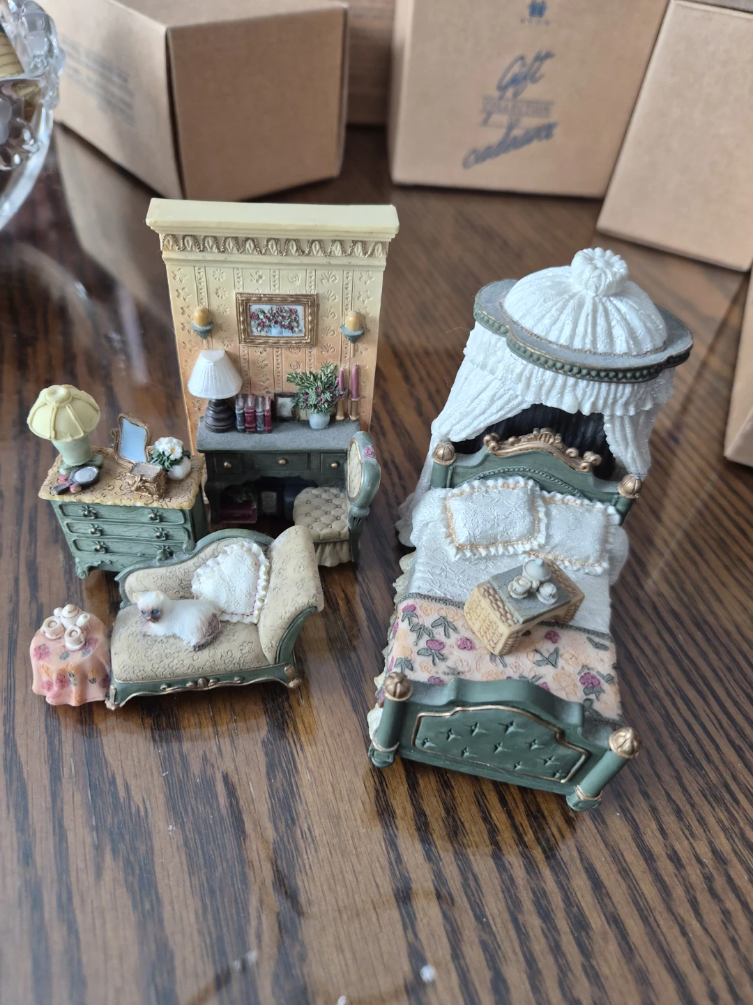 Avon Victorian Memories Collection Miniature Furniture