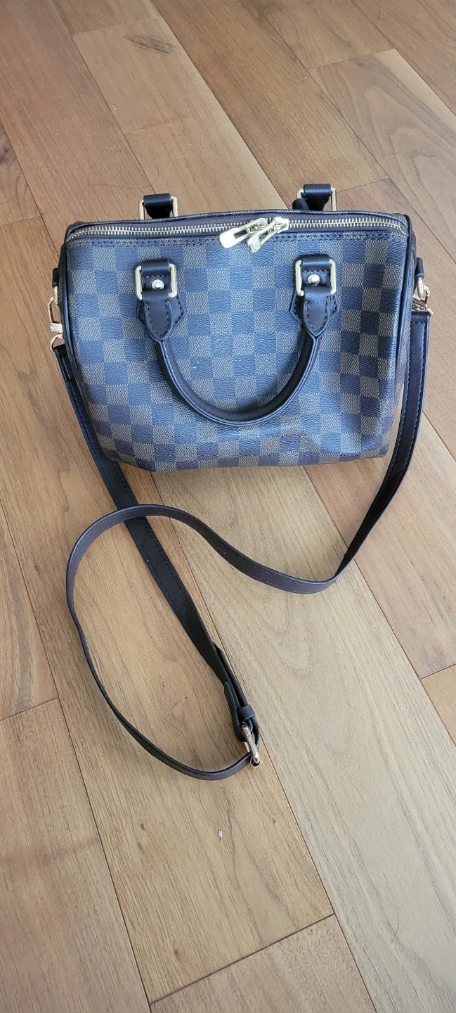 Louis Vuitton kickoff purse