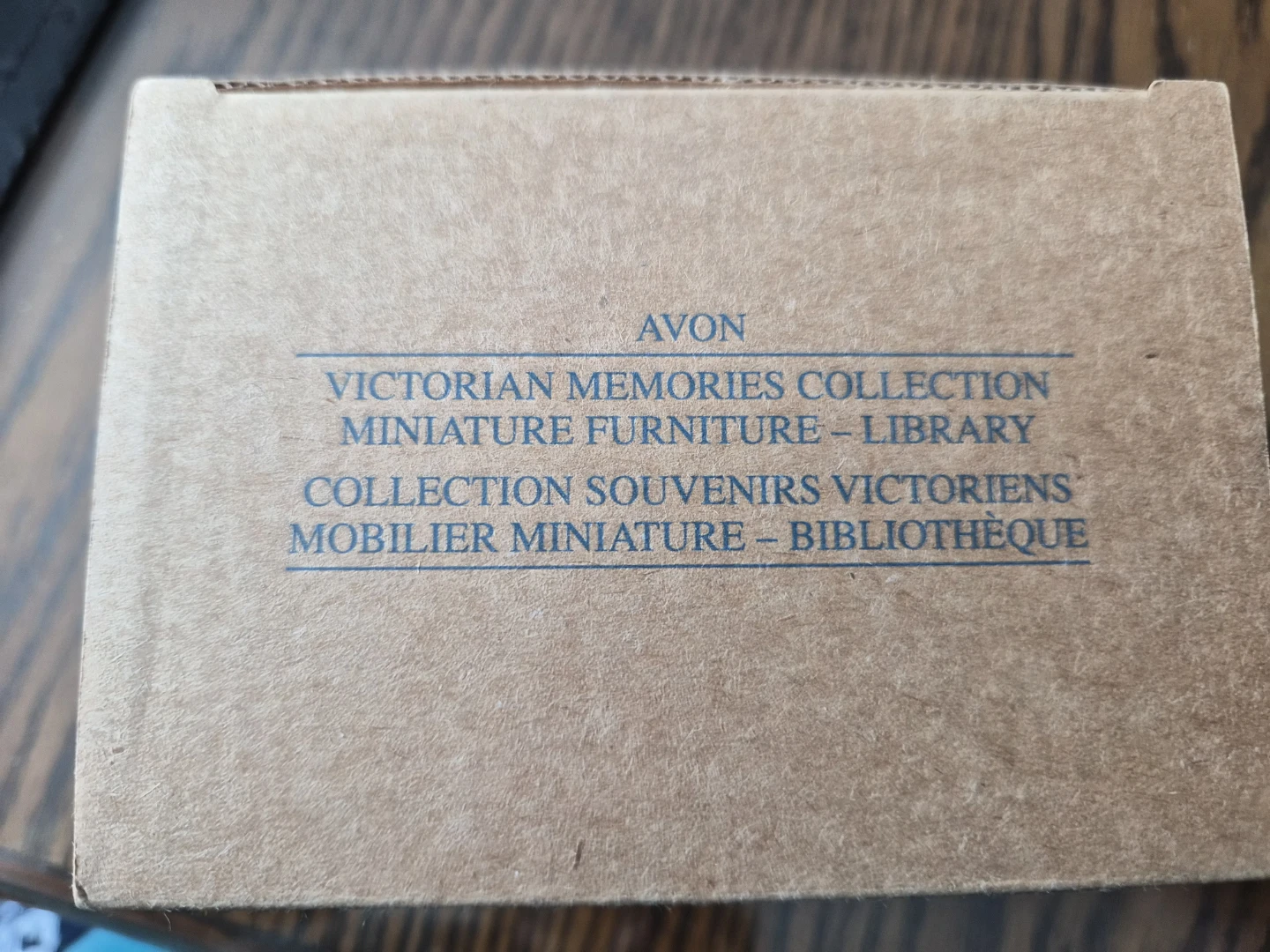 Avon Victorian Memories Collection Miniature Library Furniture - photo 2