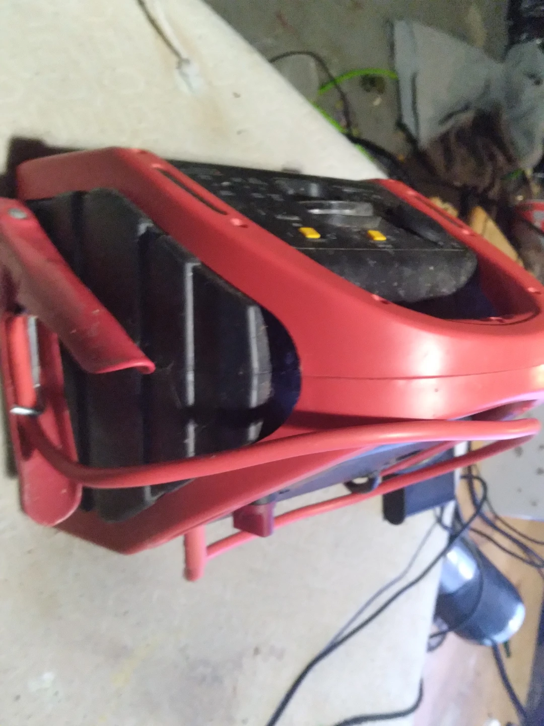 Mountain Master 700 Amp Battery Booster Pack - photo 2