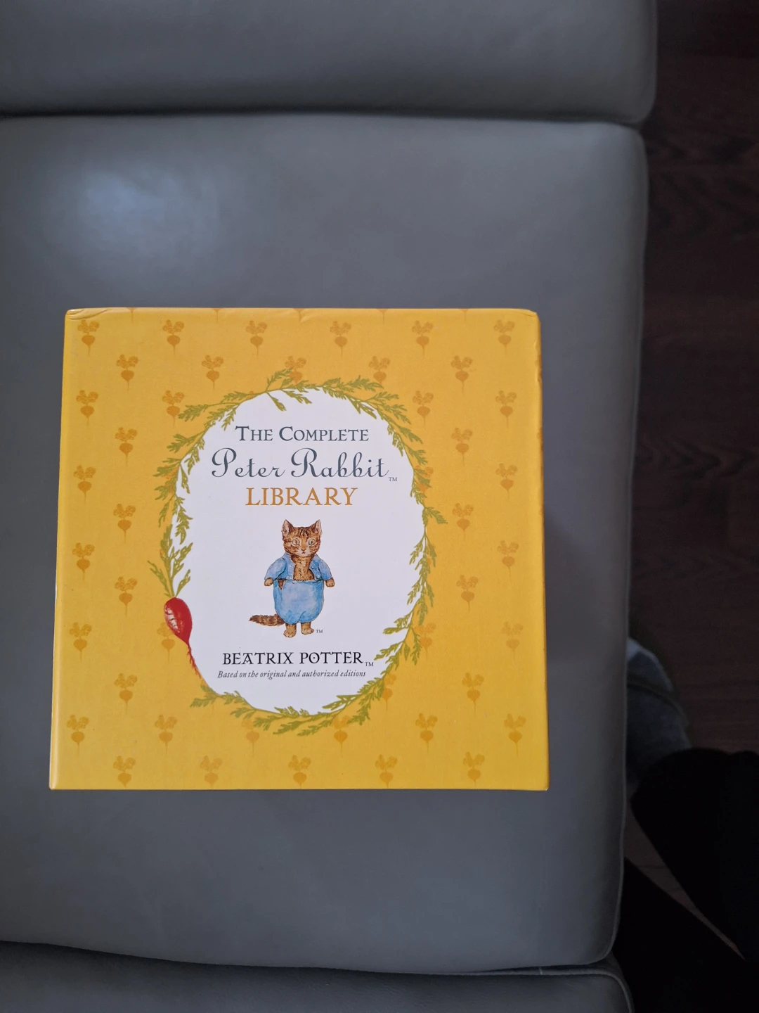 The Complete Peter Rabbit Library Box Set by Beatrix Potter - photo 3