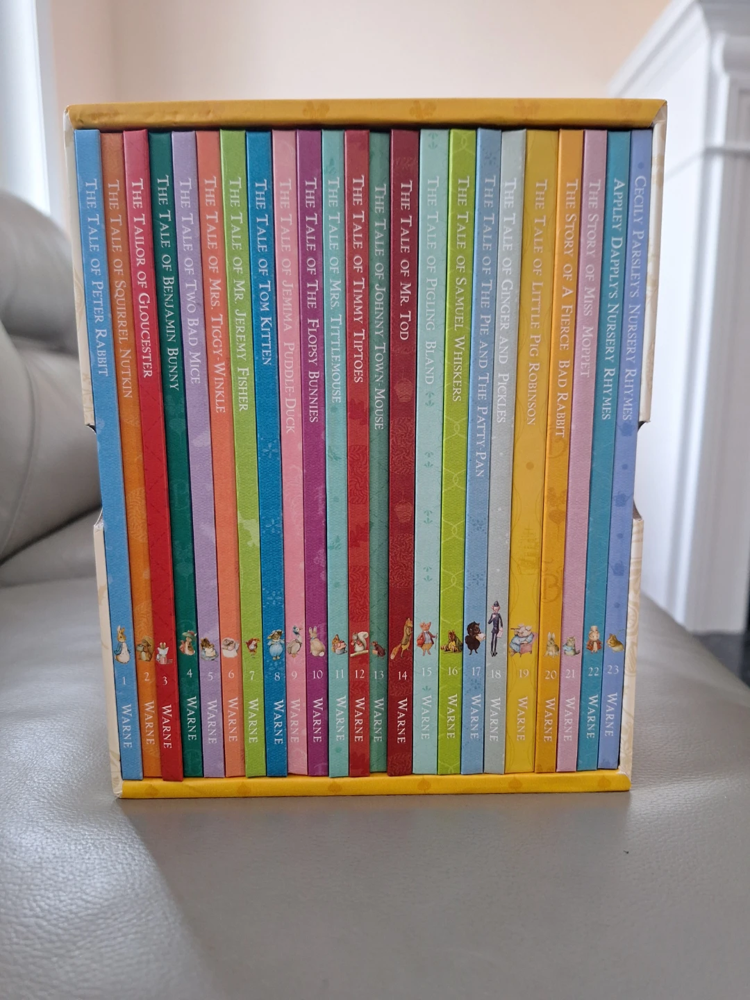 The Complete Peter Rabbit Library Box Set by Beatrix Potter - photo 5