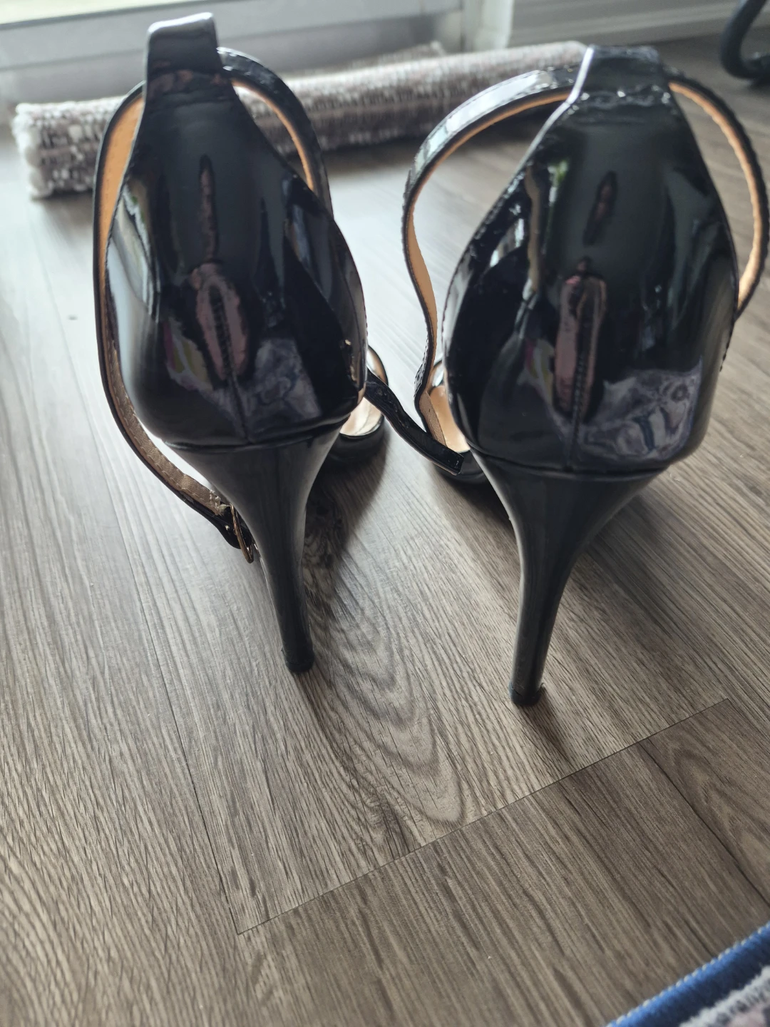Black Patent Stiletto Heels - photo 2