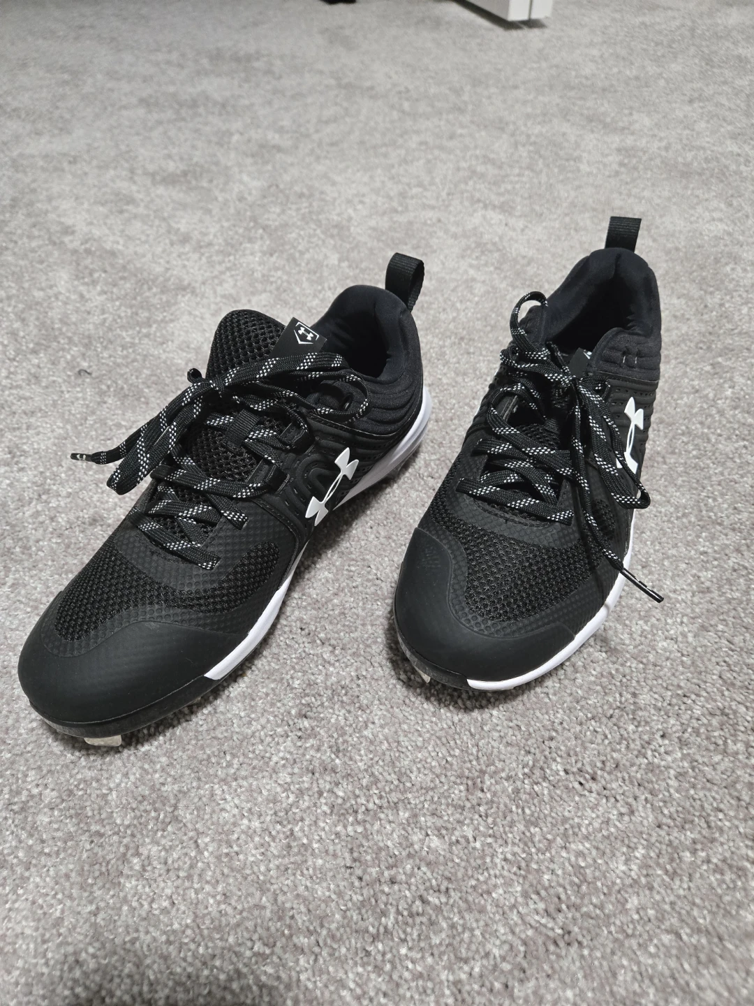 Under Armour Black Baseball Cleats - photo 2