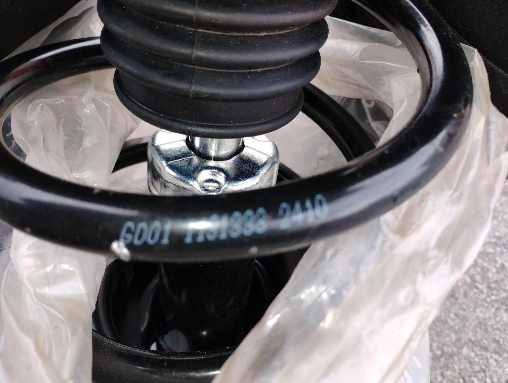 Pair of front struts 2011-2017 Honda Odyssey new Detroit axle - photo 3