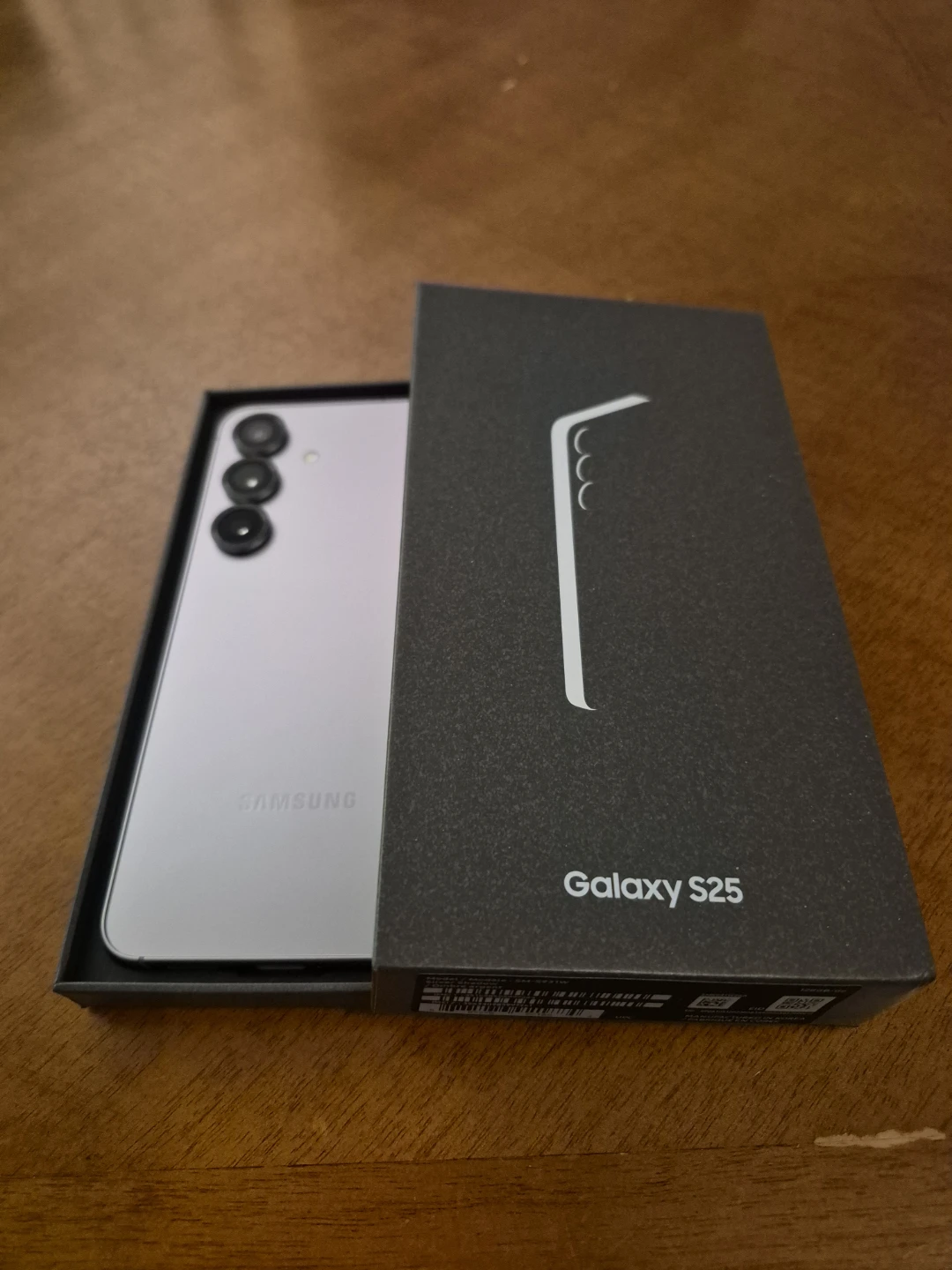 New Samsung Galaxy S25 128gb