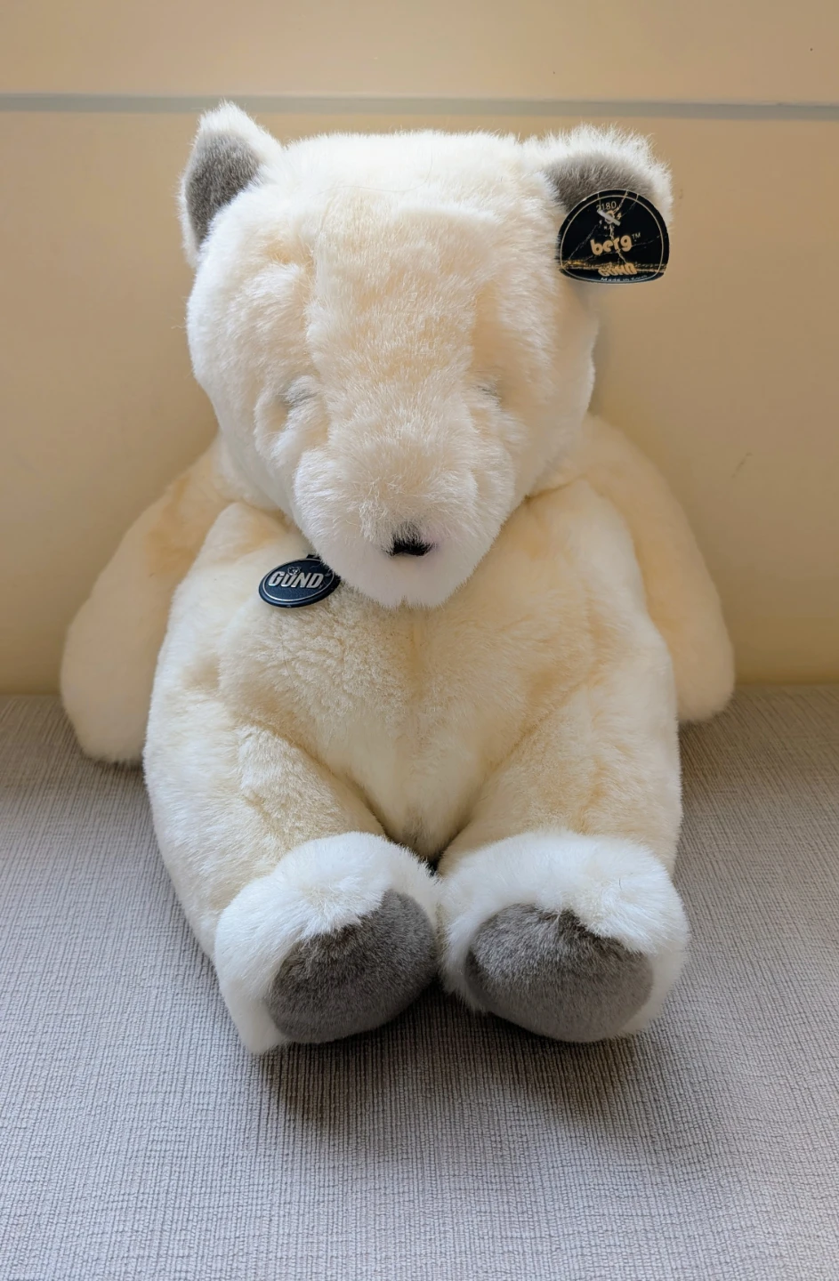 Gund Collectors Classics Limited Edition Teddy Bear