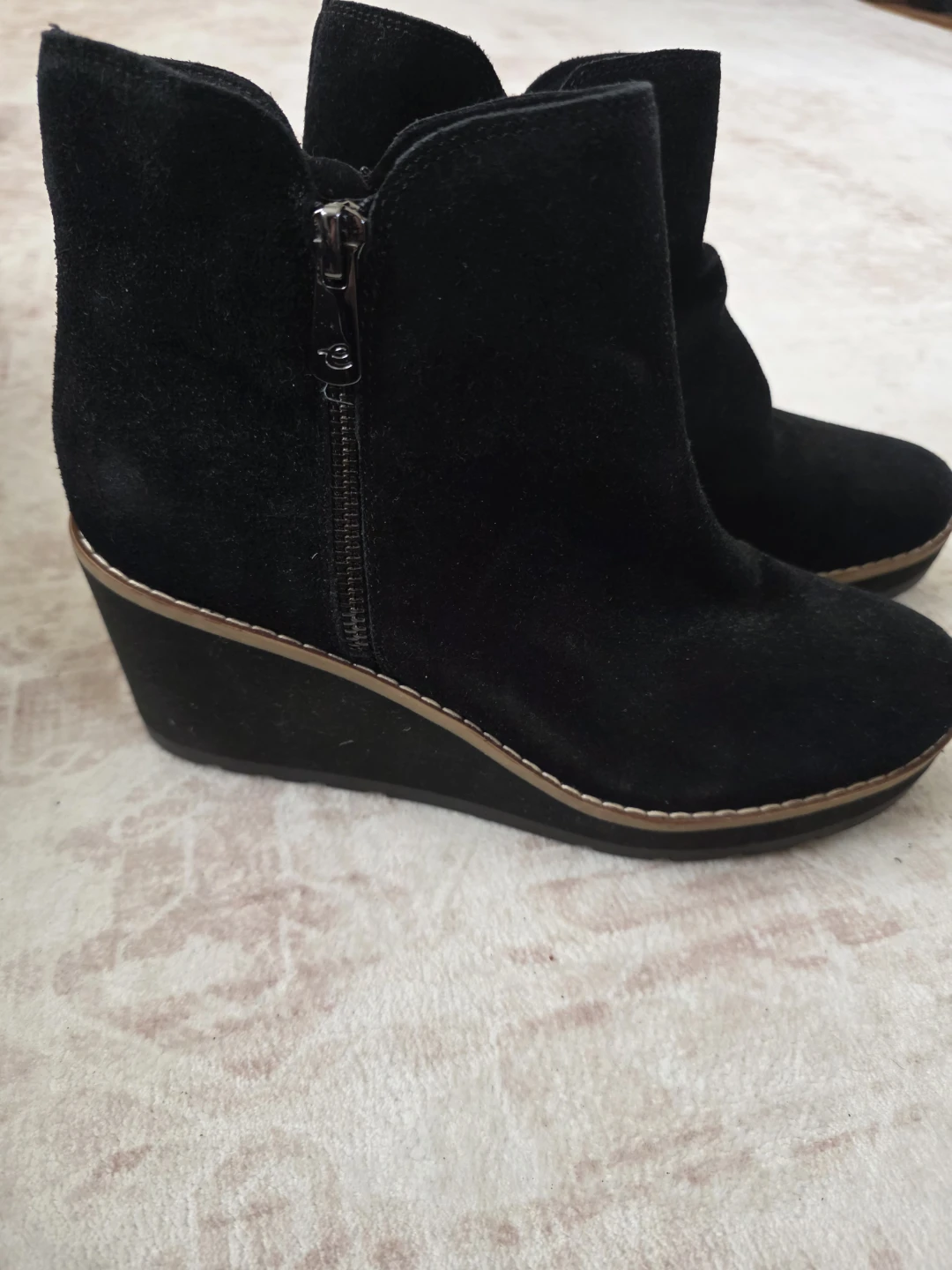 Easy Spirit Black Suede Wedge Ankle Boots - photo 2