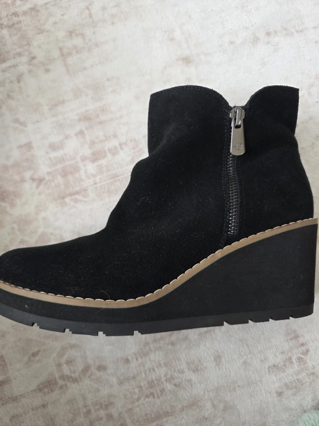 Easy Spirit Black Suede Wedge Ankle Boots - photo 4